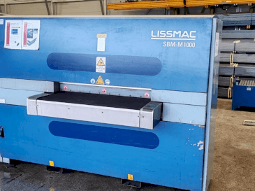 Čelní pohled  na LISSMAC SBM-M 1000 B2  stroj