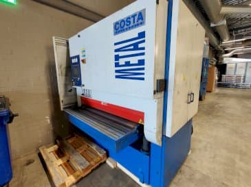Čelní pohled  na Costa MD5 CVV 1350  stroj