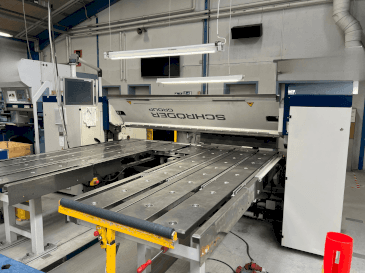 Čelní pohled  na SCHRODER-FASTI PowerBend Professional 2500/4,0 UD  stroj