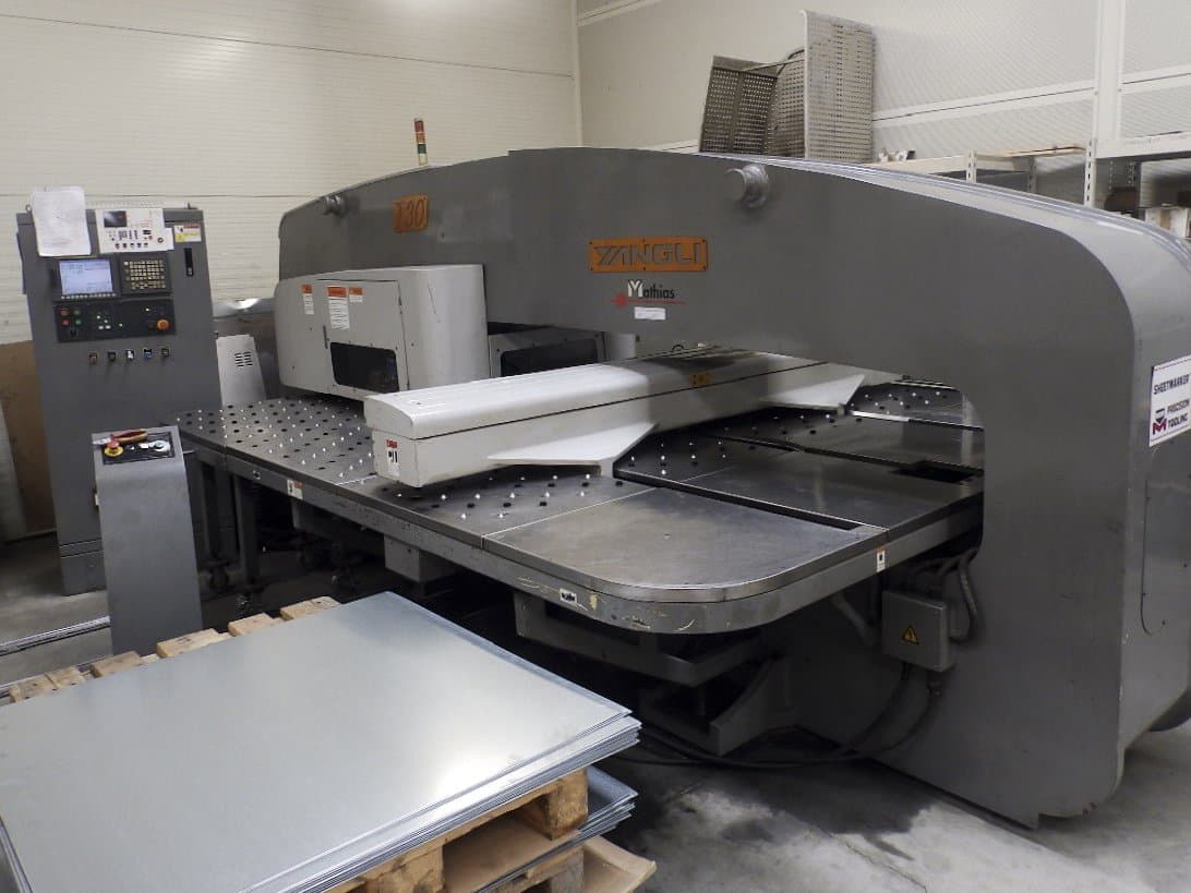 Levý pohled  na Yangli T30 stroj