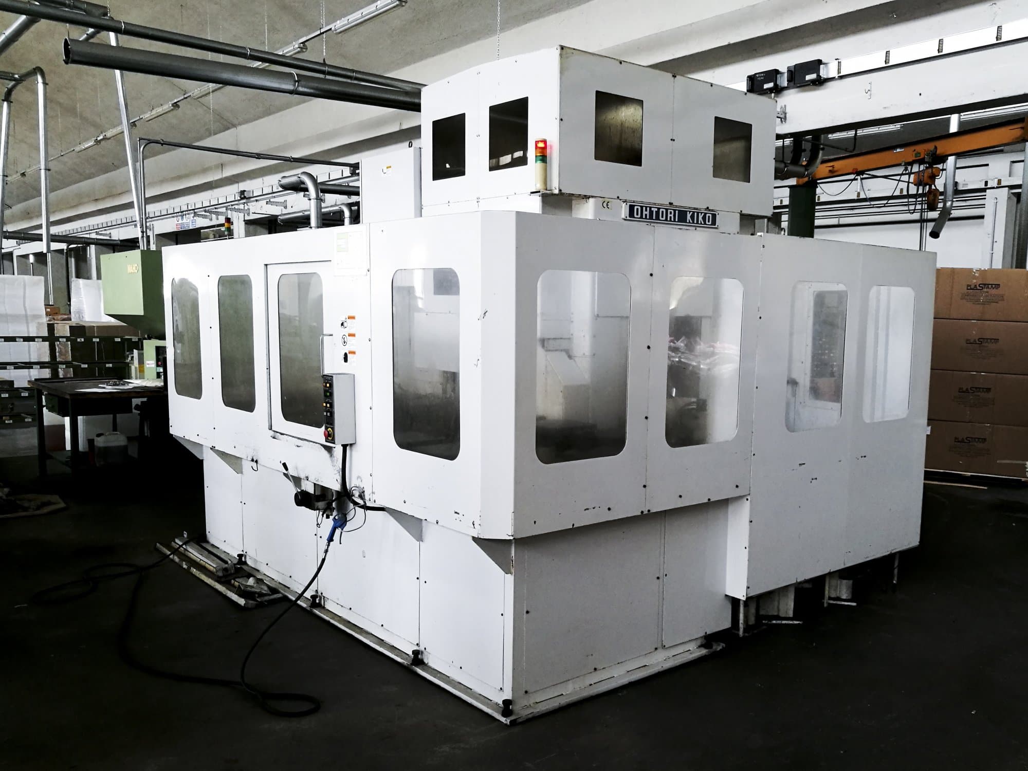 Pravý pohled  na OHTORI KIKO OSU 545 stroj