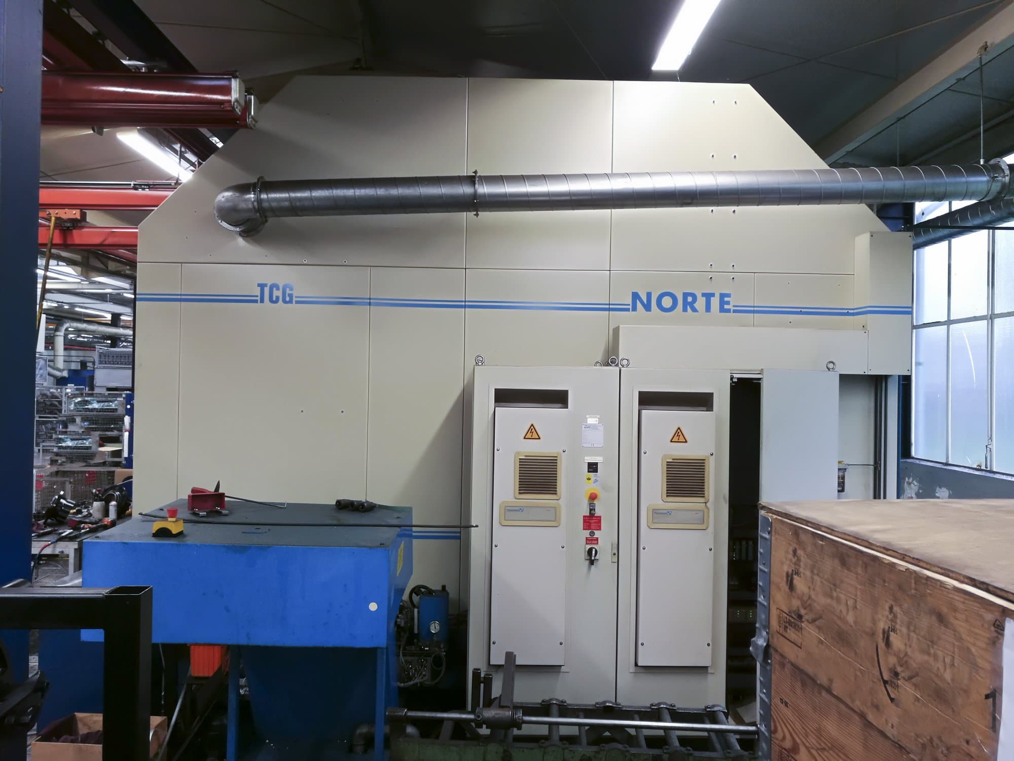 Čelní pohled  na NORTE VHS 630 stroj