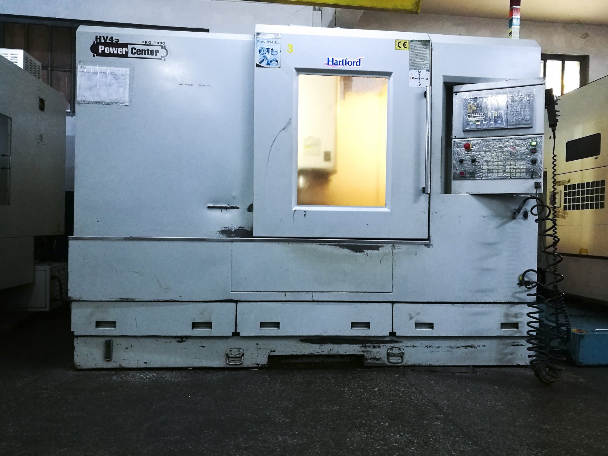 Pracovní prostor  na Hartford PRO1000S stroje