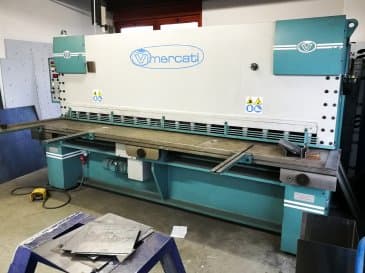 Pravý pohled  na Vimercati CSI 3050x6 stroj