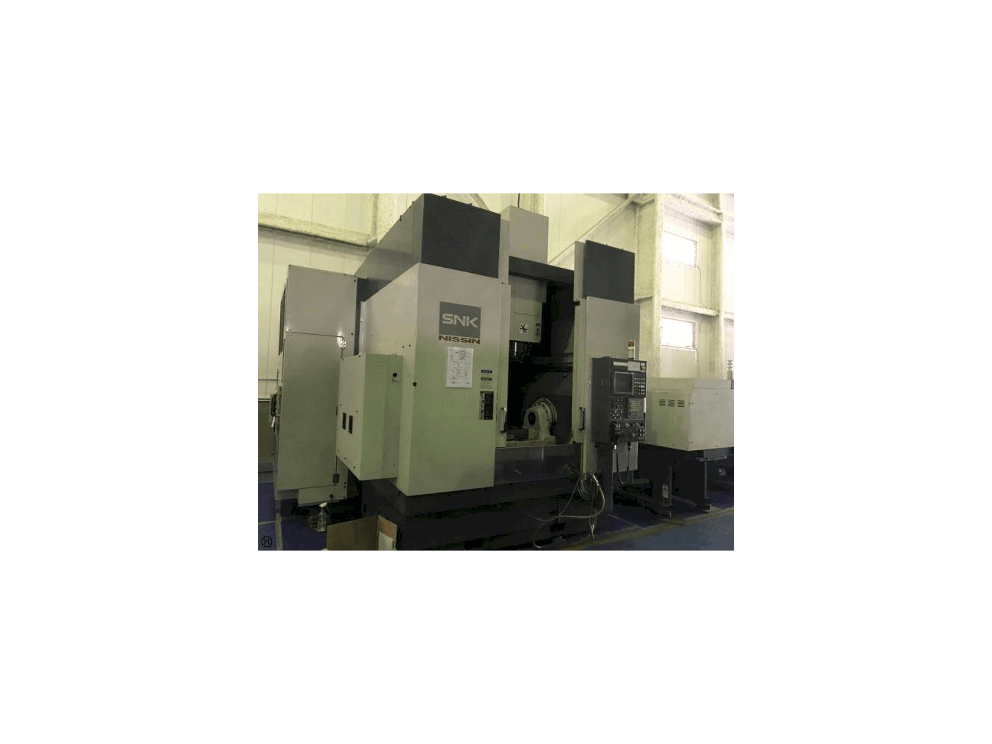 Čelní pohled na SNK Nissin stroj