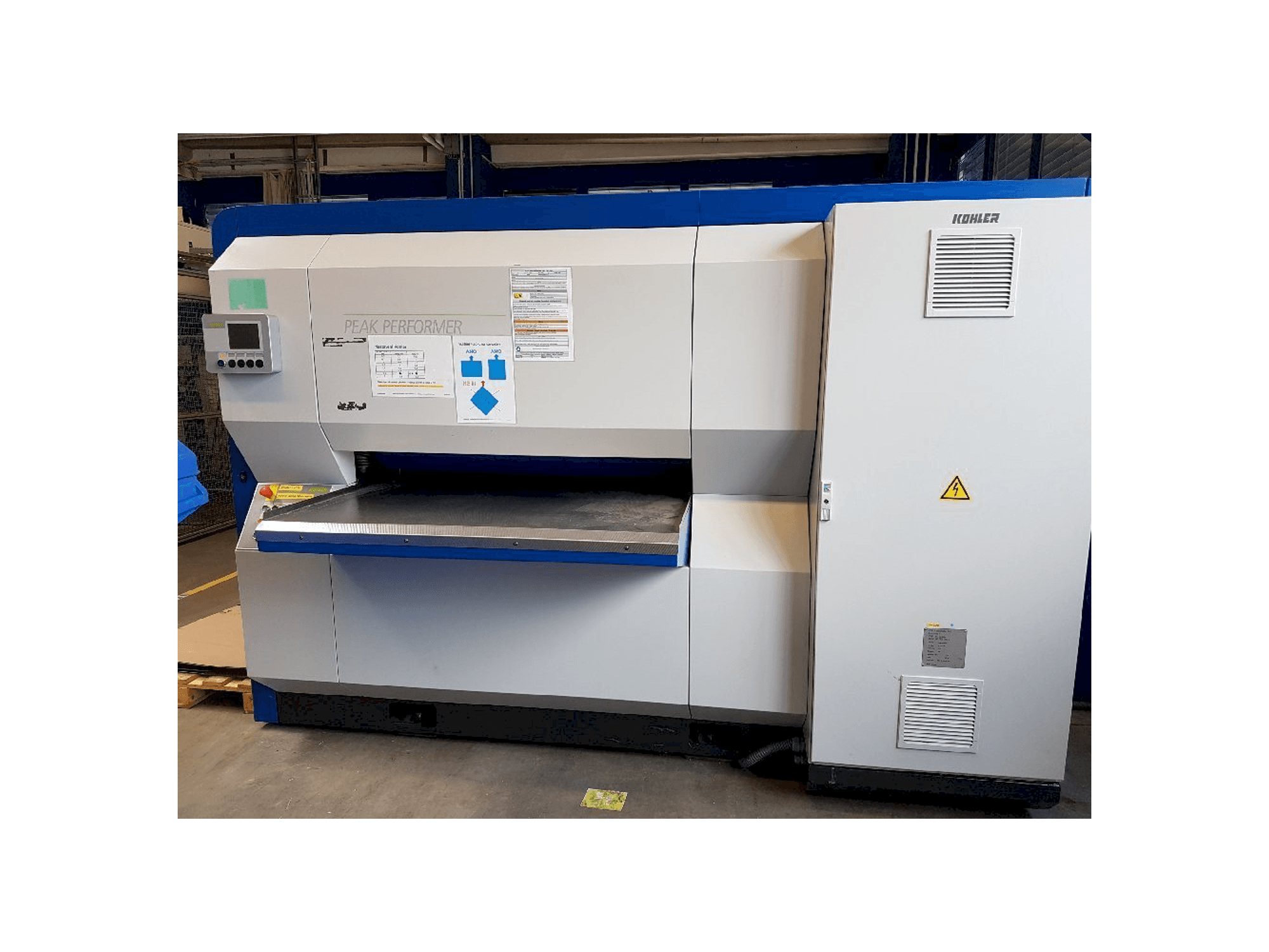 Čelní pohled na KOHLER PEAK PERFORMER PG 40.1250/21 stroj