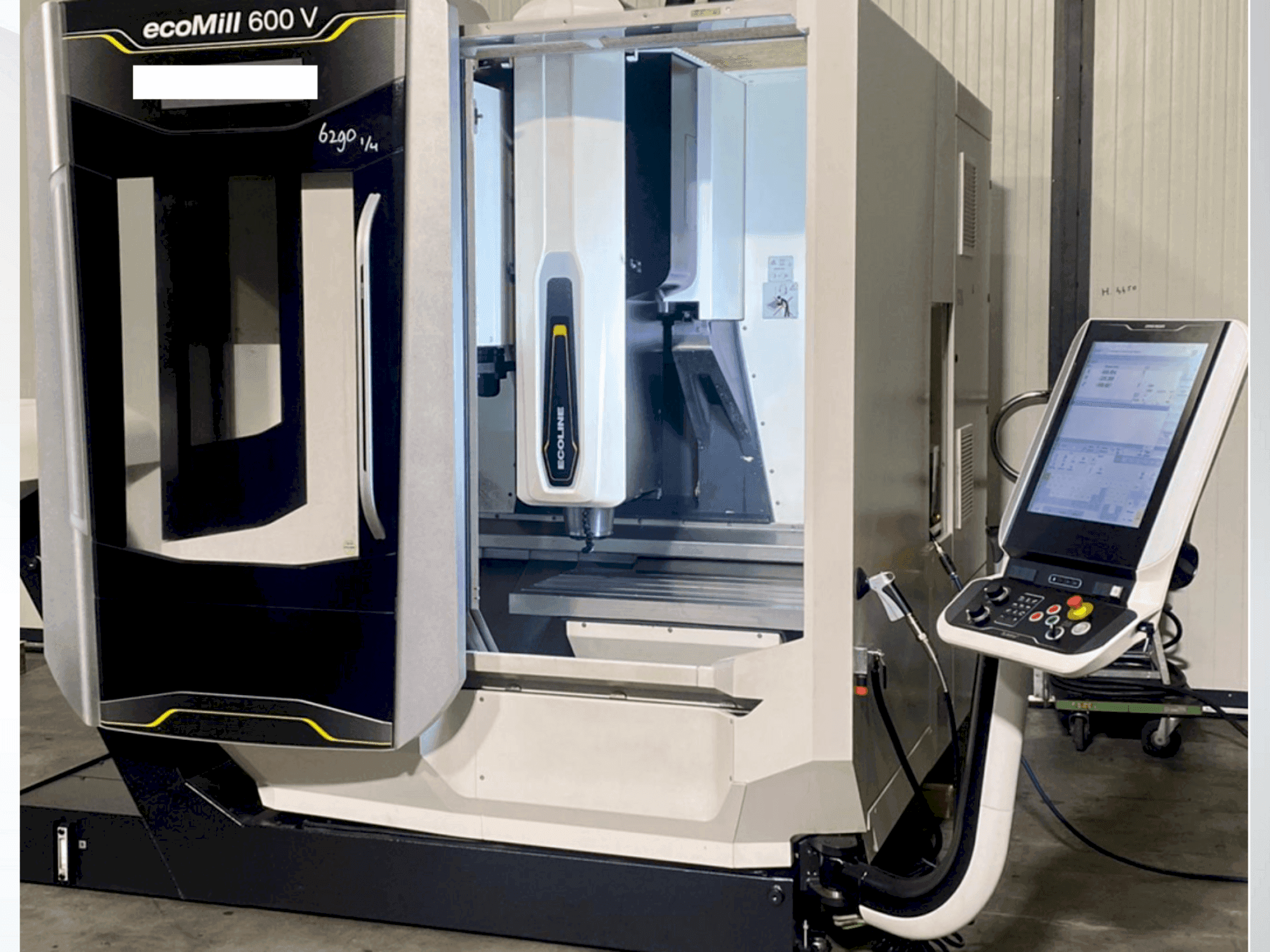Čelní pohled na DMG Ecomill 600V stroj