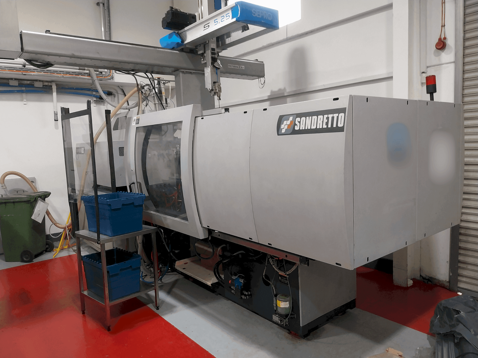 Čelní pohled na SANDRETTO EL 150/485 stroj