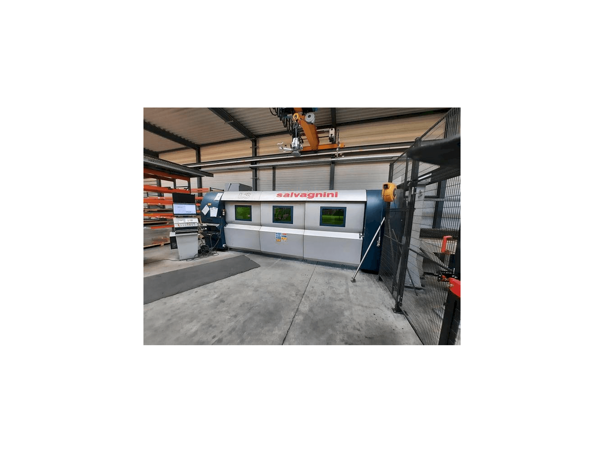 Čelní pohled na Salvagnini L3 - 4020 stroj