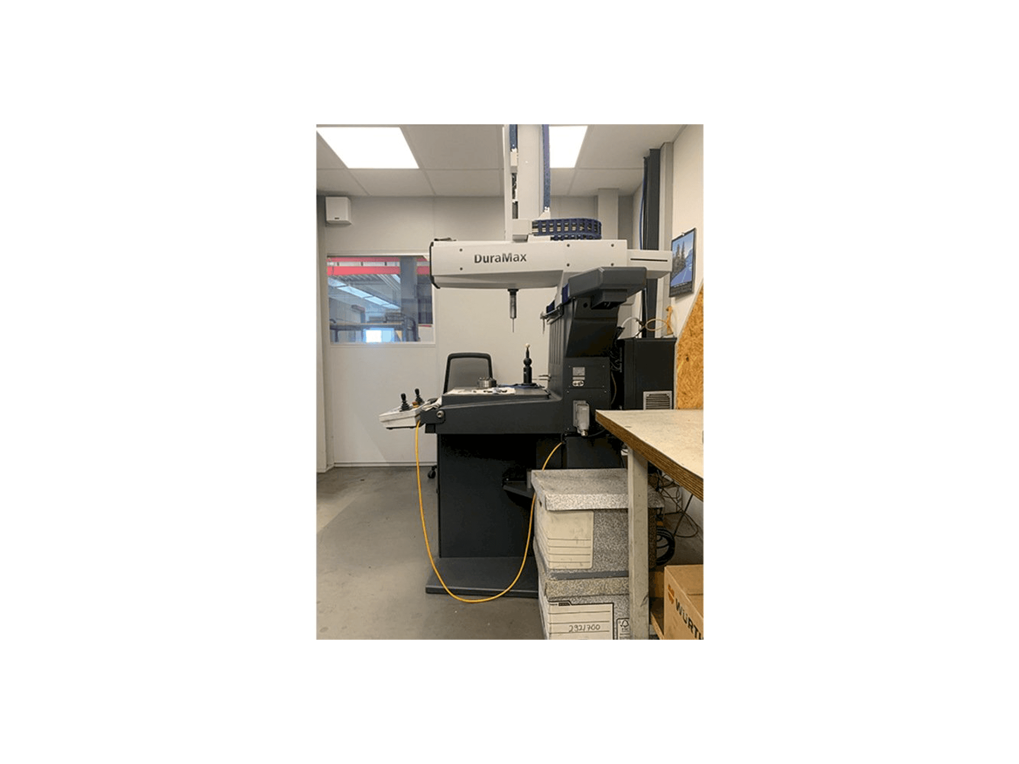 Čelní pohled na ZEISS Duramax 3-D stroj