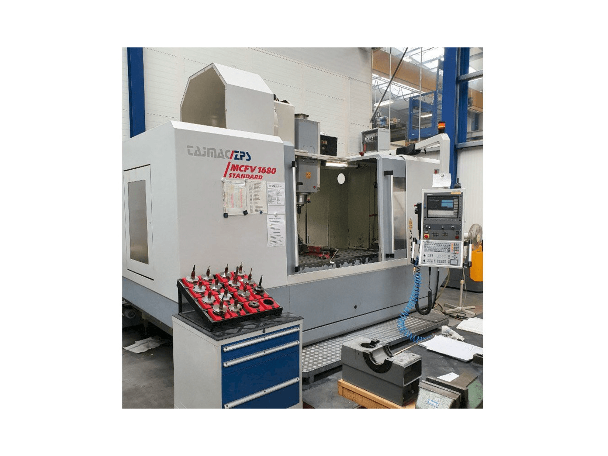 Čelní pohled na ZPS MCFV 1680 stroj