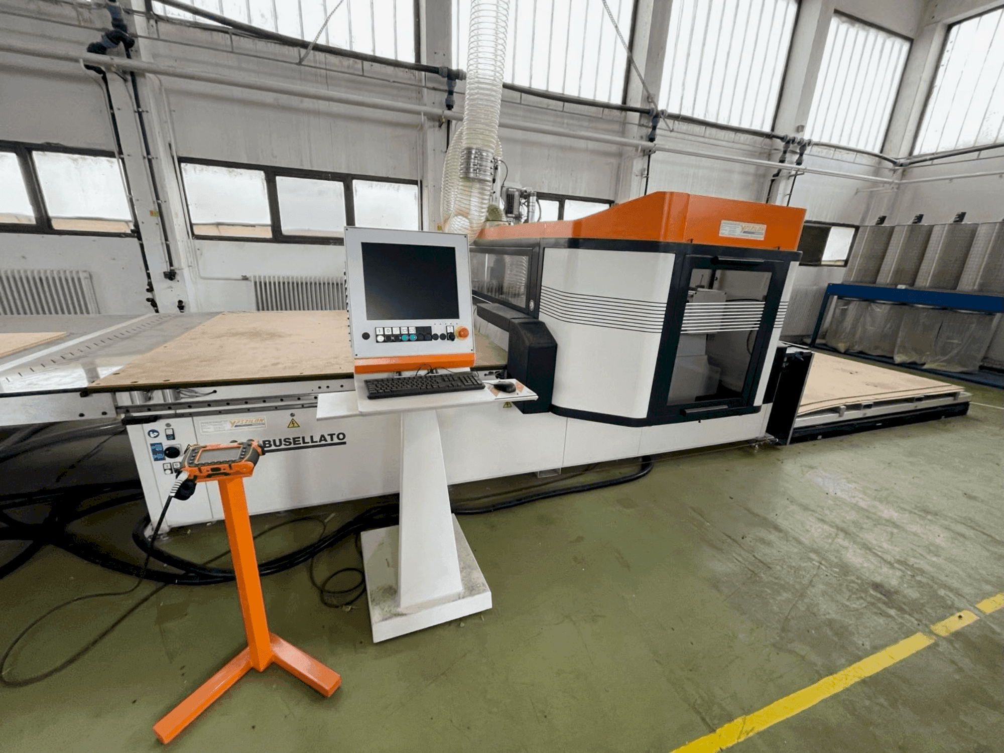 Boční pohled na BUSELLATO Easy Jet 7.10 D AH/119579 stroj