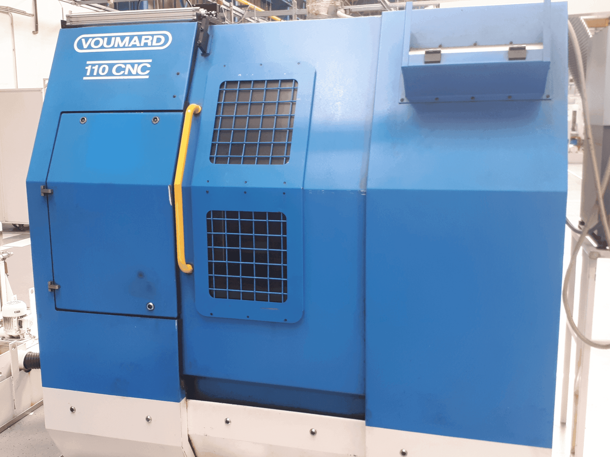 Čelní pohled na VOUMARD 110 CNC T stroj