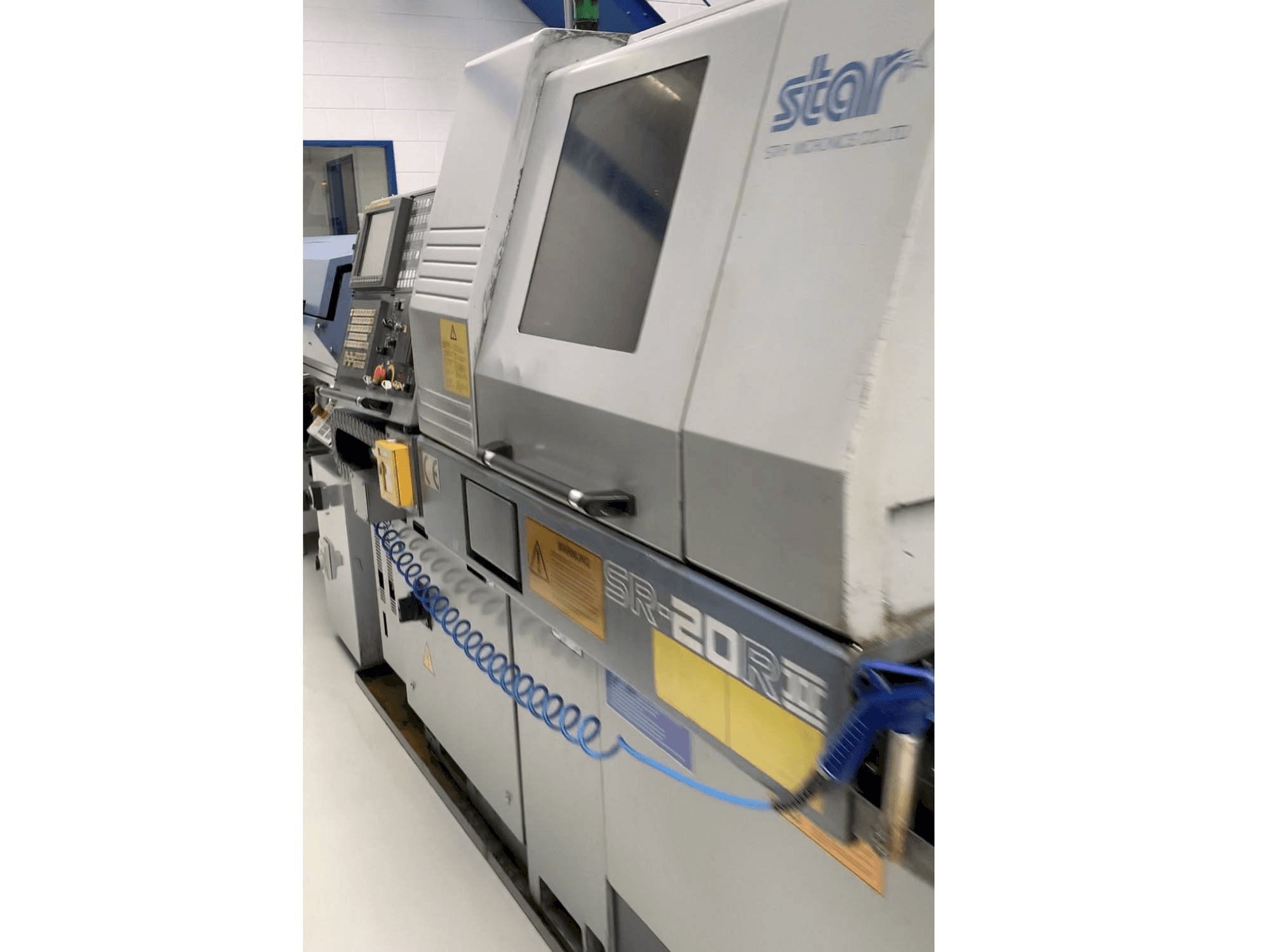 Čelní pohled na Star SR-20R II stroj
