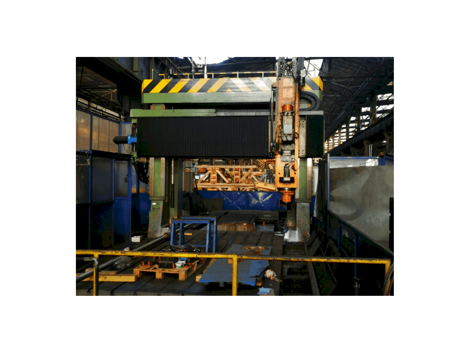 Čelní pohled na FFZ 30-60 stroj