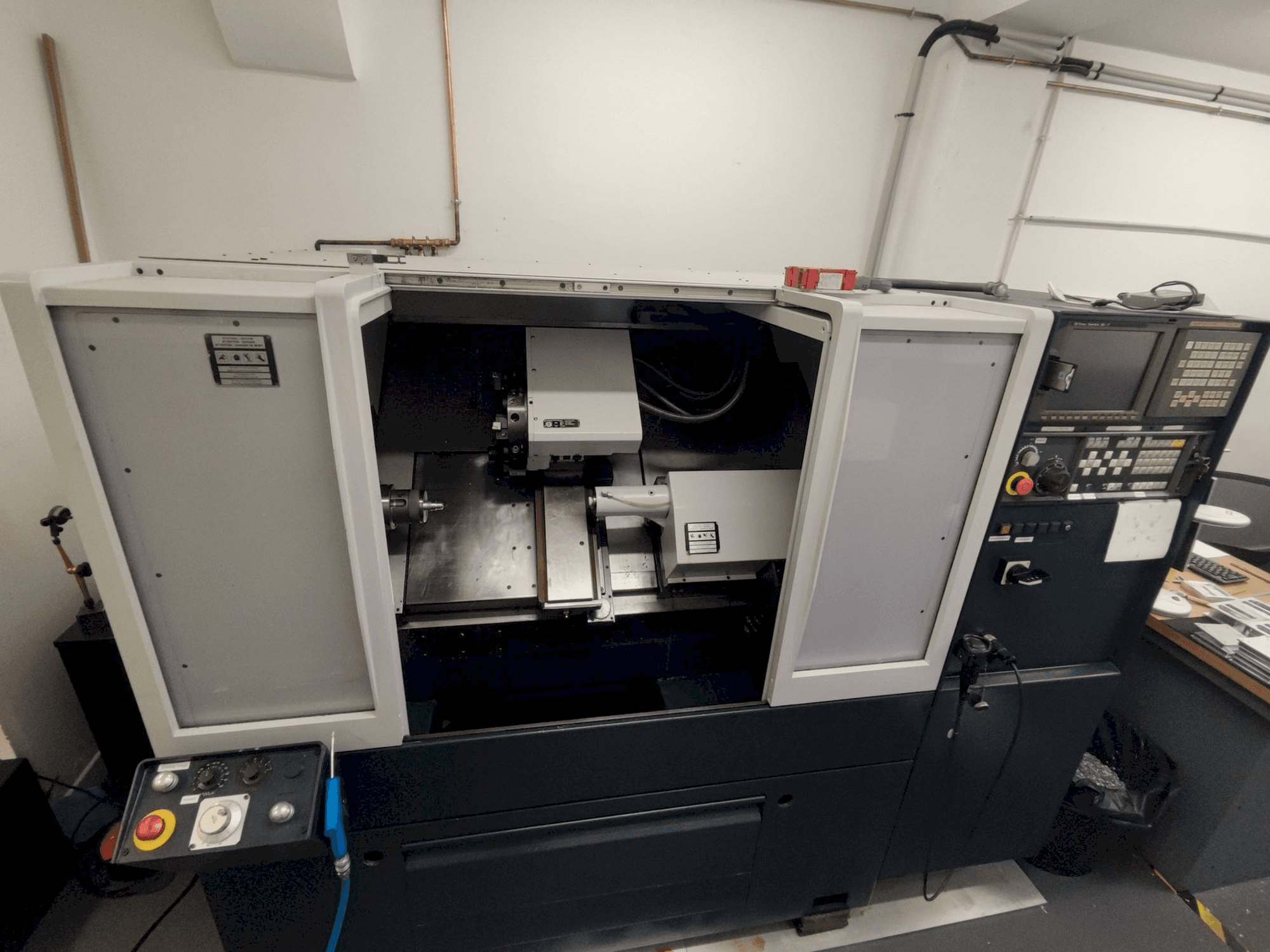 Čelní pohled na SPINNER PD32 stroj