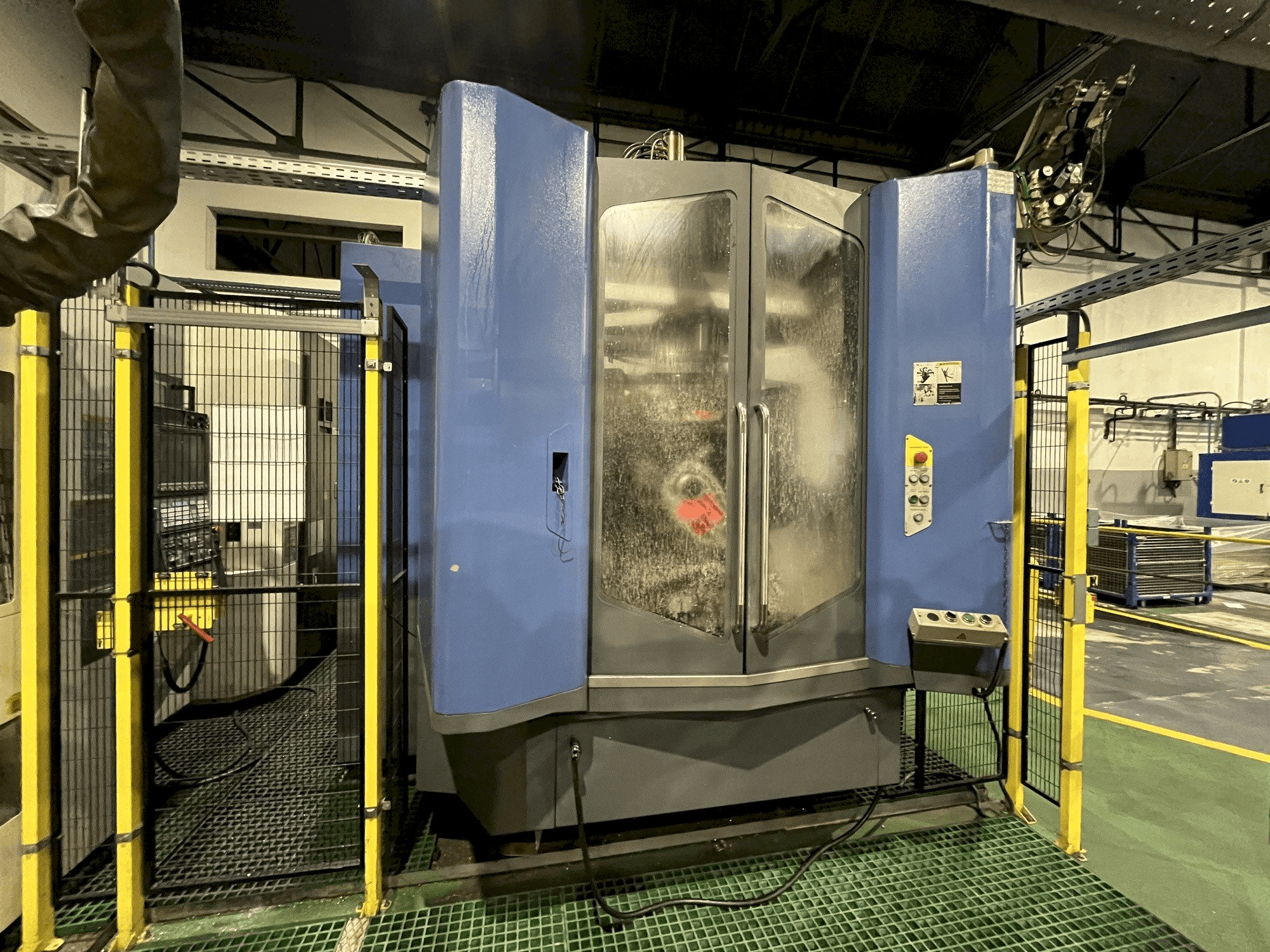 Čelní pohled na Tongtai HA-500II stroj