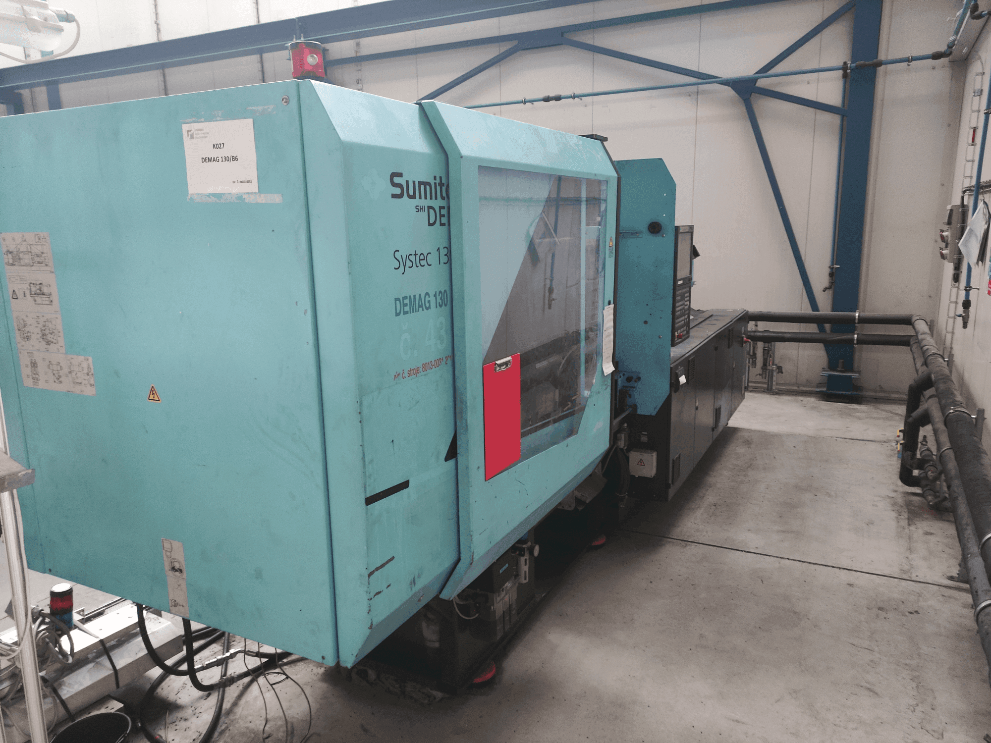 Čelní pohled na DEMAG Systec 130/475-430 stroj