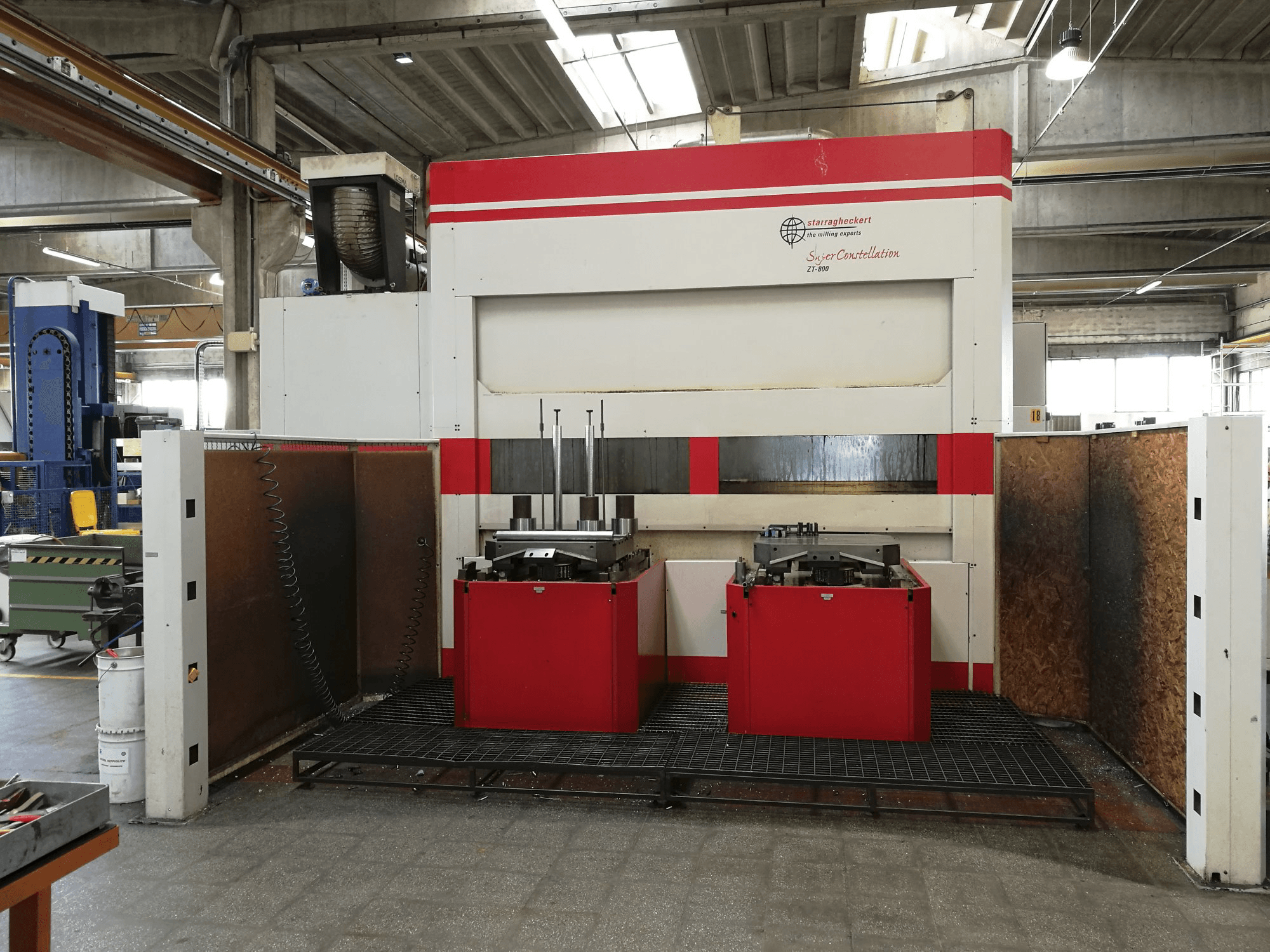 Čelní pohled na Starrag ZT 800/140 stroj